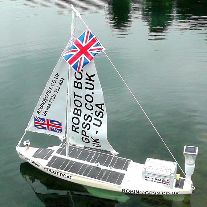 the new Snoopy Sloop robot boat 10 sailing
